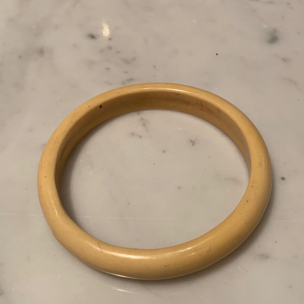 Bracelets - Picture 2 of 3